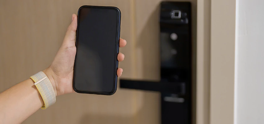 Keypad Wifi Locks Repair And Installation in East Rancho Dominguez, CA