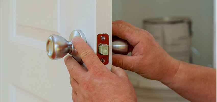 AAA Locksmiths For lock Replacement in East Rancho Dominguez, California