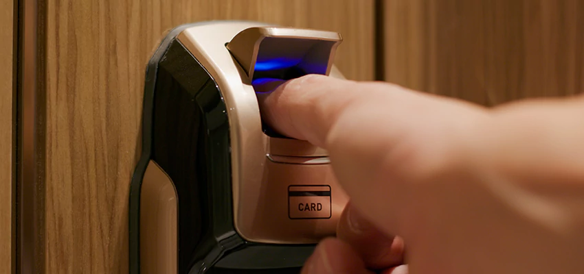 Locksmith Company For Window Lock Installation in East Rancho Dominguez, California